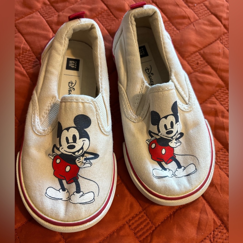 Gap Toddler Boy's Disney Mickey Mouse Slip-On Shoes Size 8
